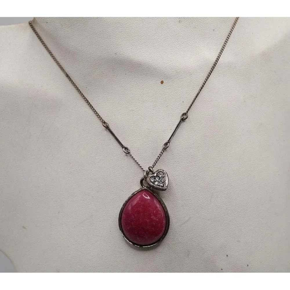 Fossil Womens Silver Tone Deep Pink Stone Teardrop Heart Pendant Necklace Key